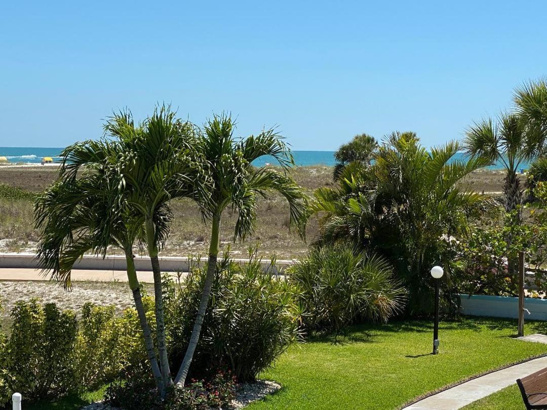 Beachside Resort Motel St. Pete Beach Dış mekan fotoğraf